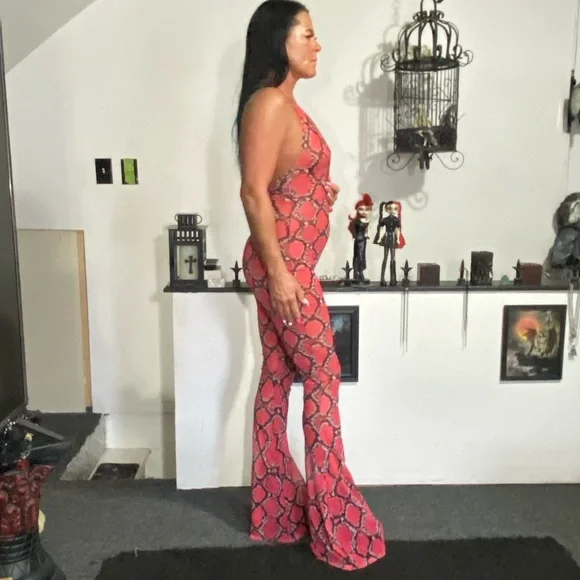 prettylittlething jumpsuit 6 - Picture 10 of 12